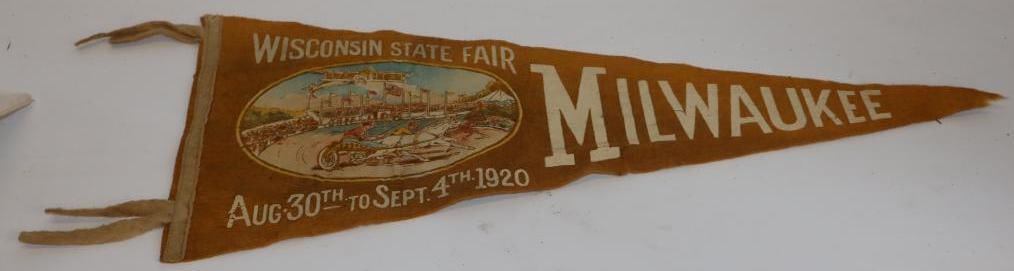 1920 Milwaukee WI State Fair Advertising Felt Pennant (1 of 4)