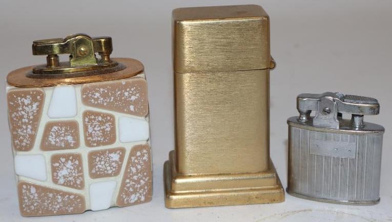 Group of 3 Tabletop and Pocket Refillable Lighters (1 of 3)