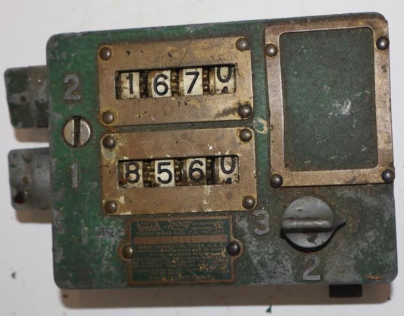 Veeder Root Mechanical Counter: 6.5" x 4.5" x 3"