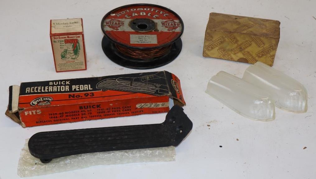 Group of 4 Wizard, Monkey Link, Steelastic, and Regal Automotive Parts and Accessories (1 of 7)