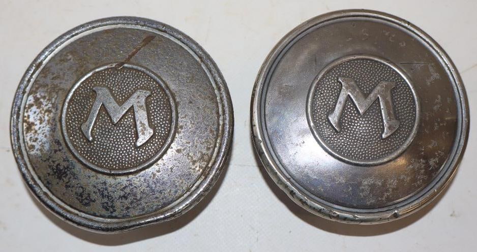 Group of 2 Marquette Threaded Automobile Hub Caps (1 of 2)