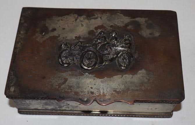 Embossed Early Car Scene Jewelry Box (1 of 4)