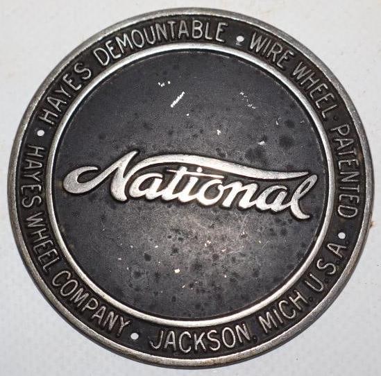 National Hayes Wire Wheel Hubcap Emblem (1 of 2)