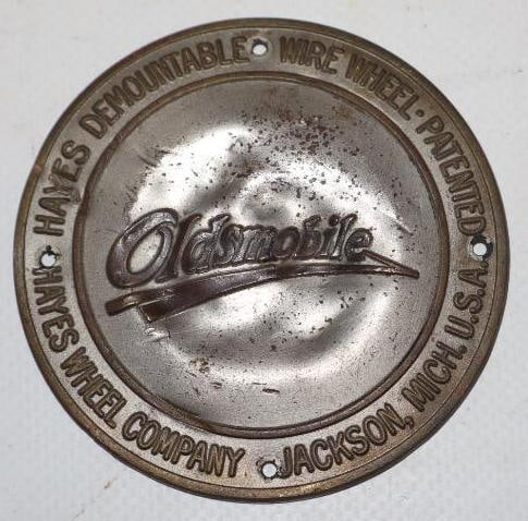 Oldsmobile Hayes Wire Wheel Hubcap Emblem: 2.75" x 2.75"