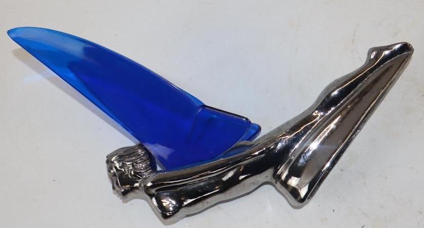 Flying Goddess Aftermarket Hood Ornament With Light Up Wings (1 of 3)