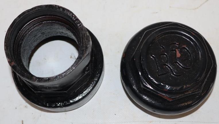 Group of 2 Reo & Unbranded Cast Iron Threaded Hubcaps (1 of 2)