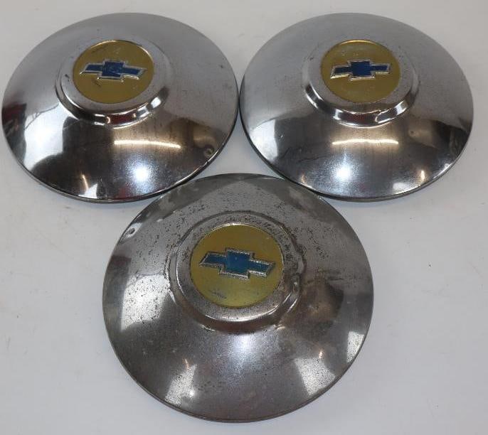Group of 3 - 1949-50 Chevrolet Dog Dish Hubcaps (1 of 4)