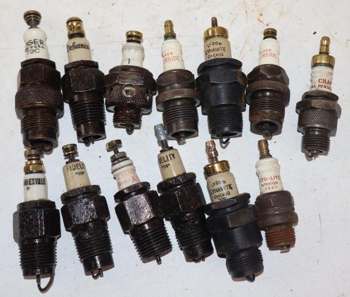 Group of 13 Early Automobile Spark Plugs (1 of 7)