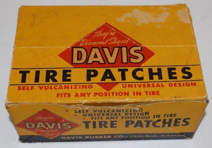 Counter Top Cardboard Davis Tire Display With 14 Units (1 of 5)