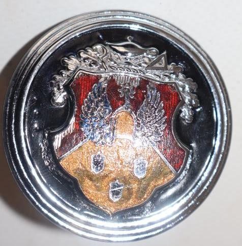 1929-1930 Oldsmobile Cloisonne Radiator Emblem (1 of 3)