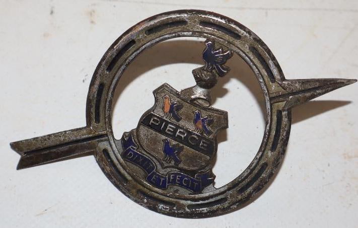 1935 Pierce Arrow Radiator Emblem (1 of 2)