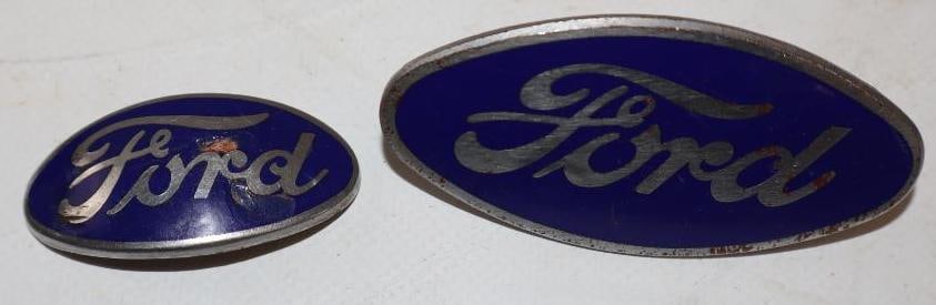 Group of 2 1930 & 1932 Ford Script Cloisonne Radiator Emblems (1 of 2)
