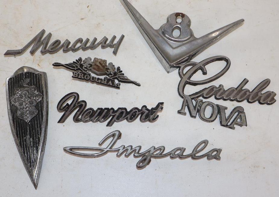 Group of 9 Different Grill & Fender Automobile Emblems (1 of 6)
