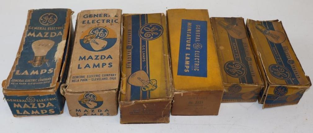 Group of 6 GE Automotive Cardboard Light Bulb Displays (1 of 5)