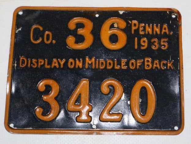 1935 Penna Resident Hunting License Tag: 4.5" x 3.25"