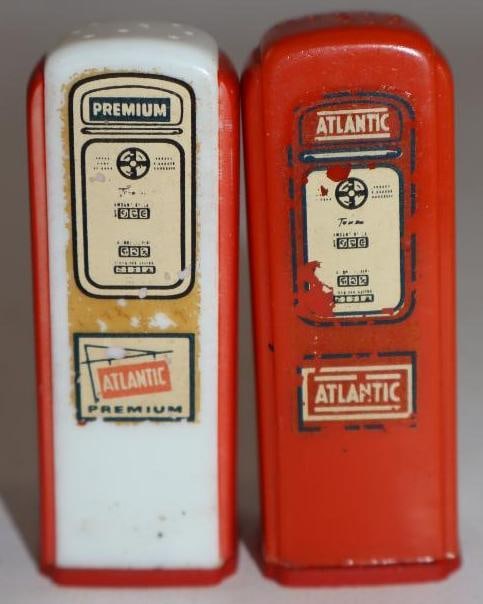 Pair Of Atlantic Gas Pump Shaped Salt & Pepper Shakers (1 of 3)