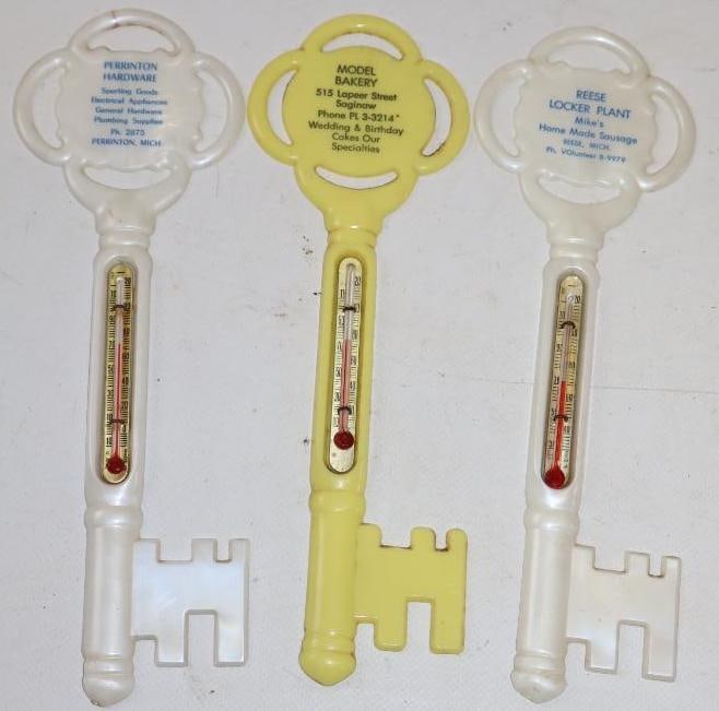Group Of 3 Plastic Key Shaped Advertising Thermometers: 8.5x 2 Each All Are Working