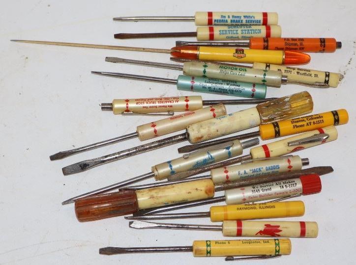 Large Group Of Advertising Screwdrivers (1 of 5)