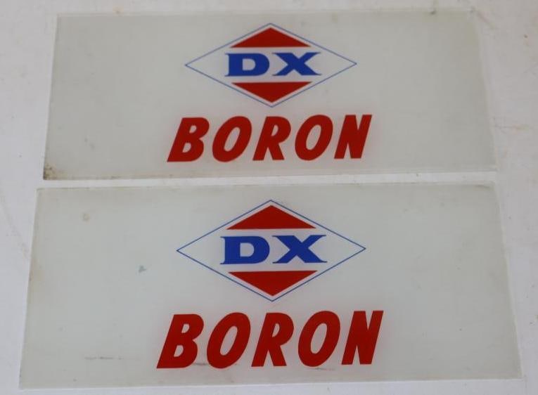 Pair Of DX Boron Gas Pump Advertising Ad Glass (1 of 4)