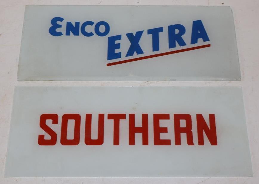 Group Of 2 Enco Extra & Southern Gas Pump Advertising Ad Glass (1 of 5)