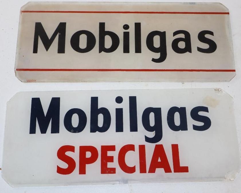 Group Of 2 Mobilgas & Special Gas Pump Advertising Ad Glass (1 of 5)