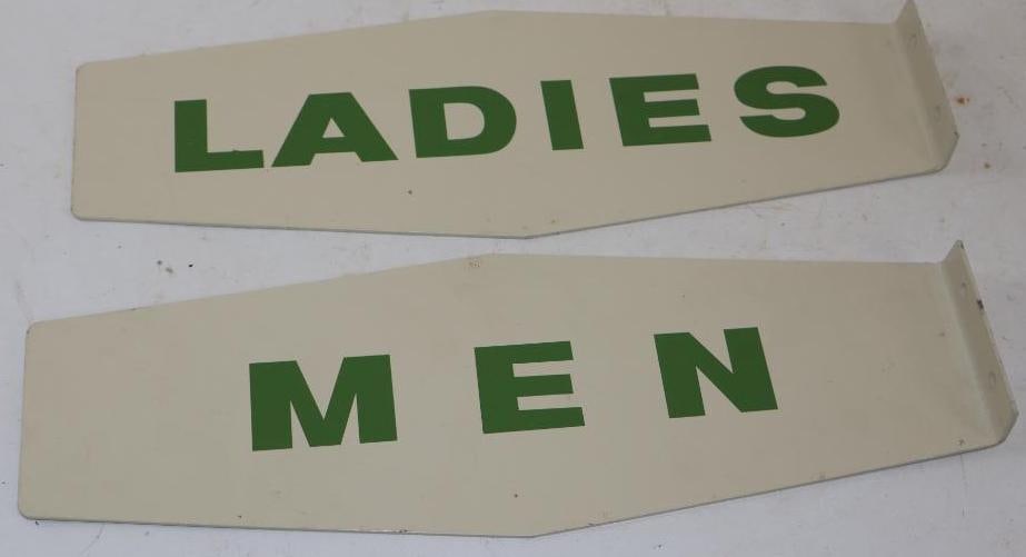 Group Of 2 Men & Ladies Texaco Tomahawk Shaped Flange Restroom Signs (1 of 3)