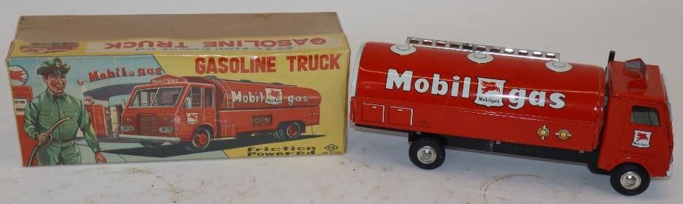 Mobil Gas Friction Powered Gasoline Toy Truck with Original Box (1 of 6)