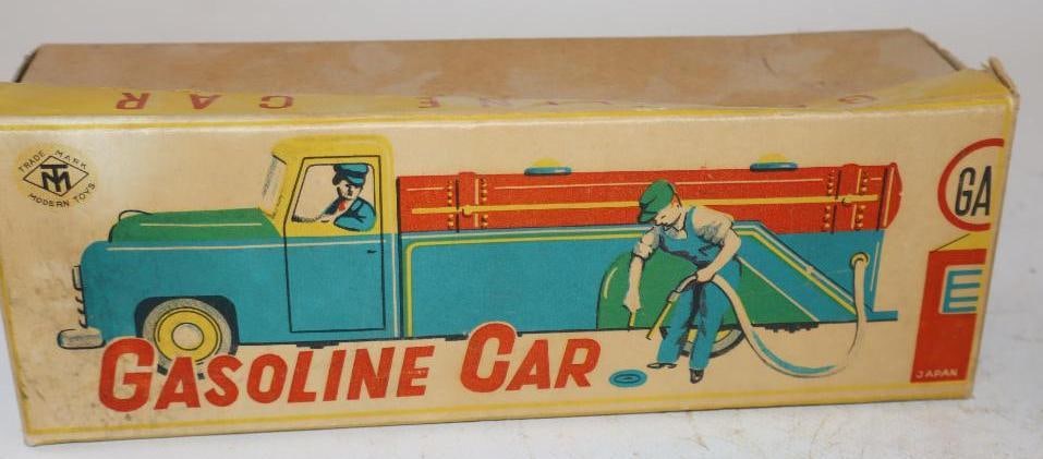 Standard Oil Tin Litho Gasoline Friction Toy Truck with Original Box (1 of 5)