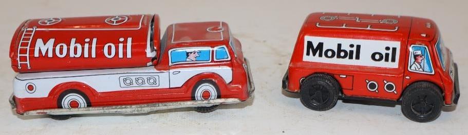Group of 2 Mobiloil Tin Litho Friction Motor Toy Trucks (1 of 5)
