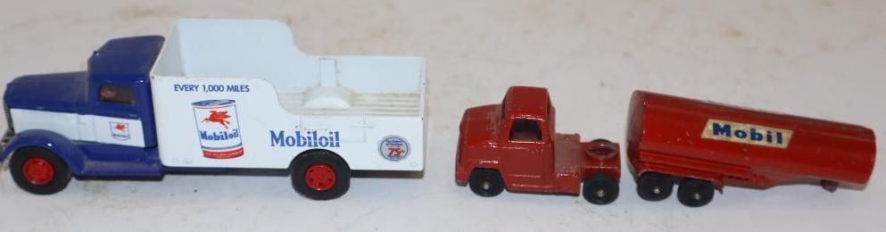 Group of 2 Mobiloil Die Cast Toy Trucks (1 of 5)