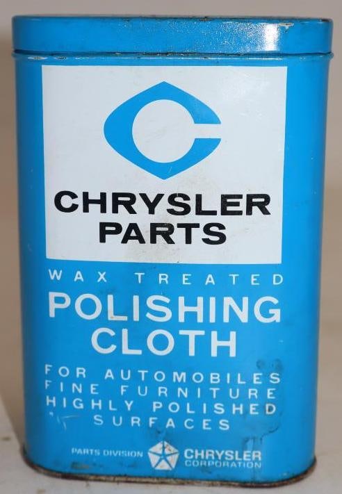 Chrysler Parts Wax Treated Polishing Cloth Tin (1 of 2)