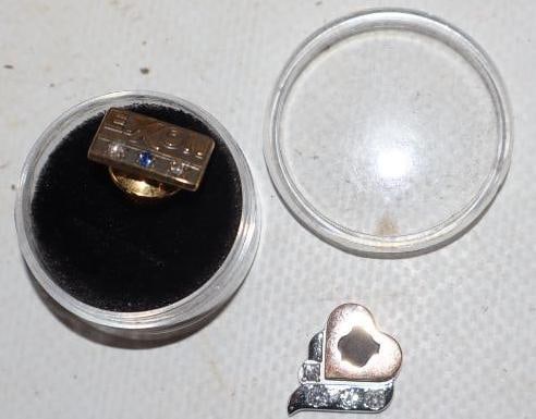 Group Of 2 Phillips 66 & Exon Pins: Largest Is .5x .75 Phillips 66 Is Missing Pin Back