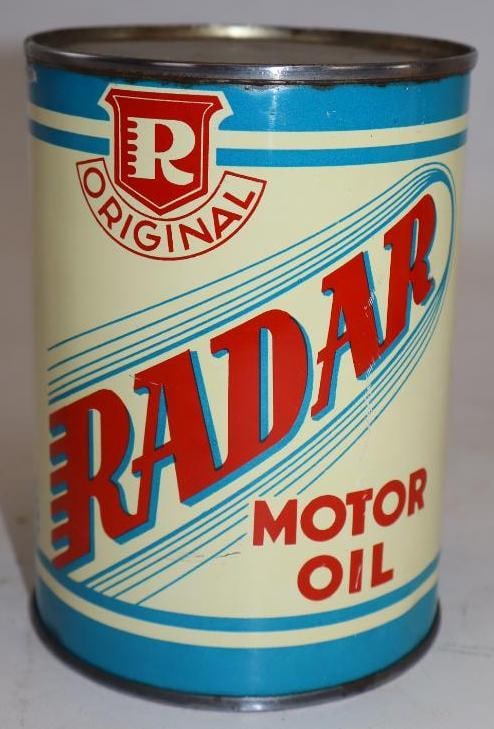 Radar Metal One Quart Oil Can (1 of 5)