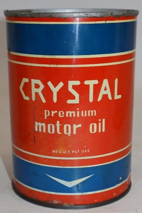 Crystal Premium Metal One Quart Oil Can: Empty. Has new top lid. 32oz
