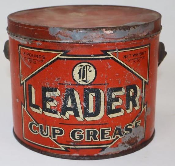 Leader Five Pound Cup Grease Can (1 of 4)