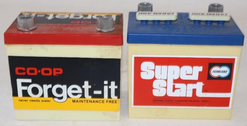 Group of 2 Co-Op Battery Shaped Radios (1 of 3)