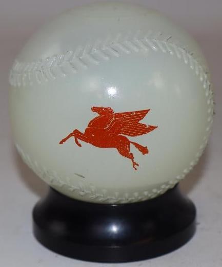 Mobiloil Gas Station Advertising Glass Baseball Coin Bank with Detroit Tigers Logo (1 of 4)