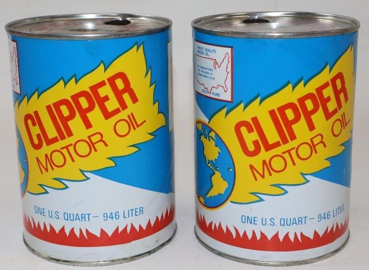 Group of 2 Clipper Composite One Quart Oil Cans (1 of 2)