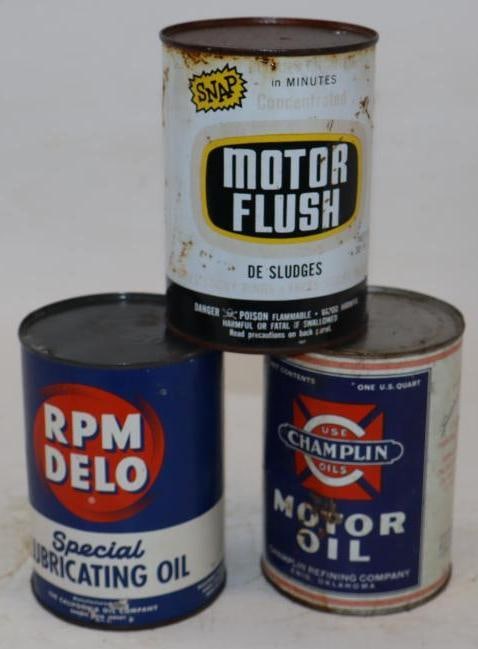 Group of 3 Different One Quart Metal Oil Cans (1 of 2)