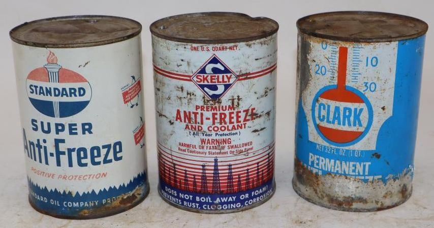 Group of 3 Clark, Standard, and Skelly Metal One Quart Antifreeze Cans (1 of 2)