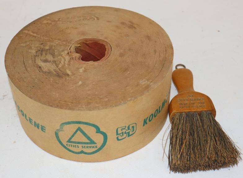 Group Of 2 Cities Service Advertising Dust Broom & Roll Of Cardstock Paper (1 of 3)