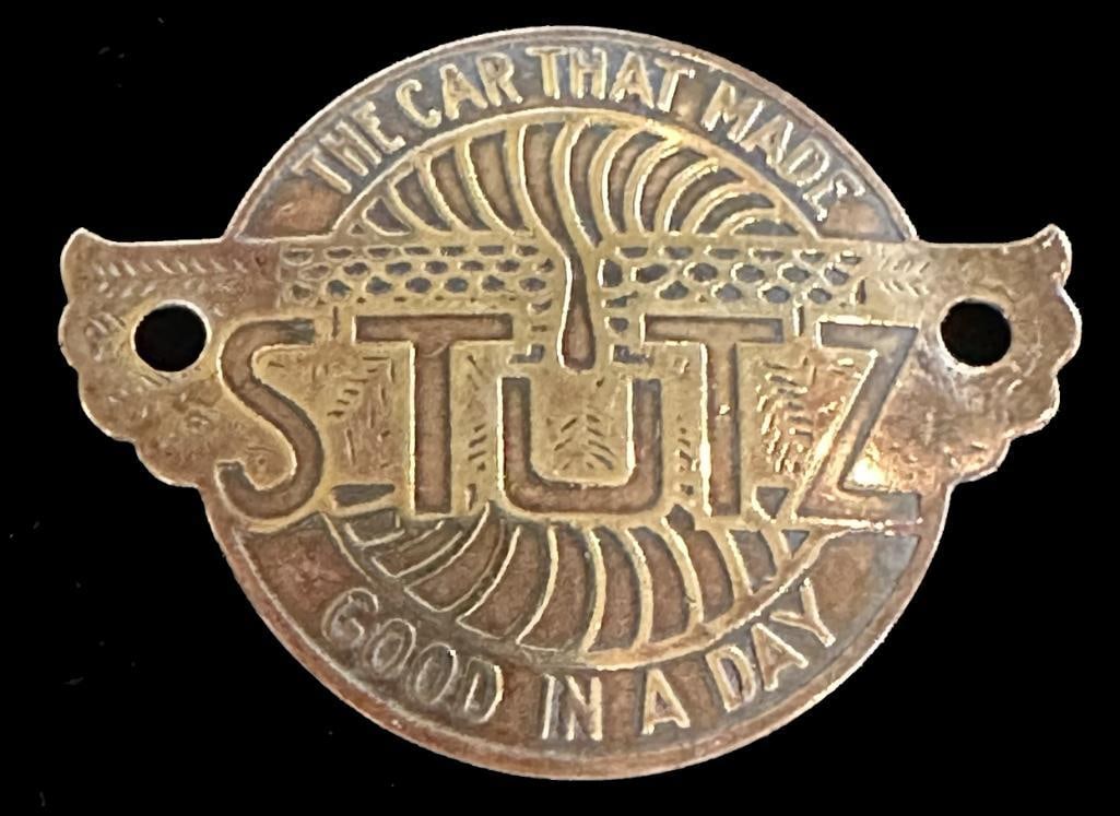 Stutz Headlight Emblem (1 of 2)