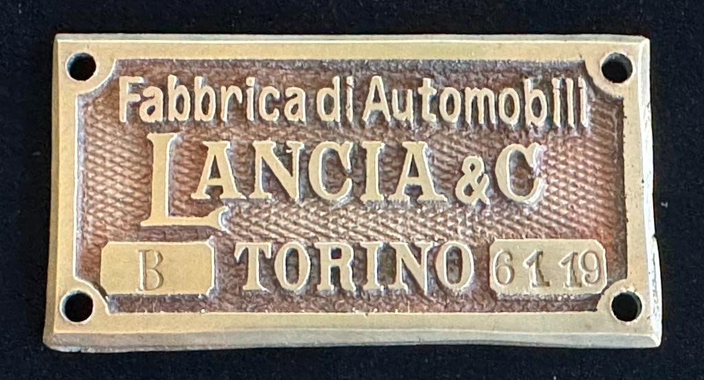 Lancia Serial Data Plate (1 of 2)