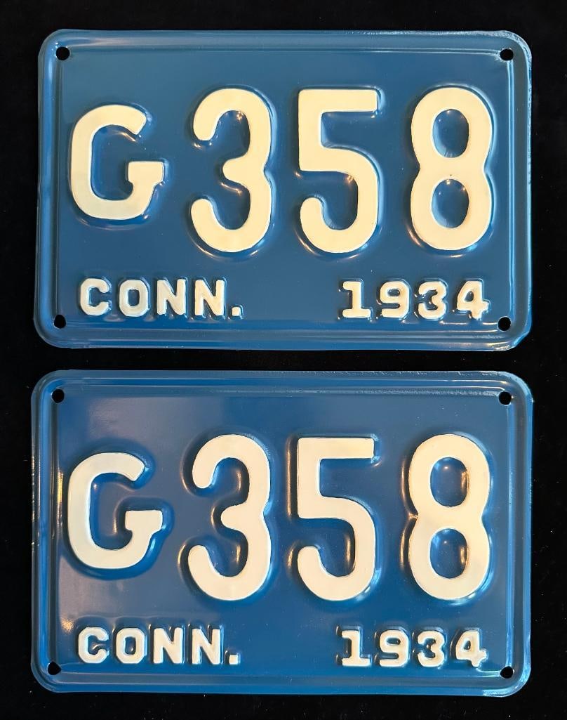 Pair of 1934 Connecticut License Plates G358 (1 of 2)