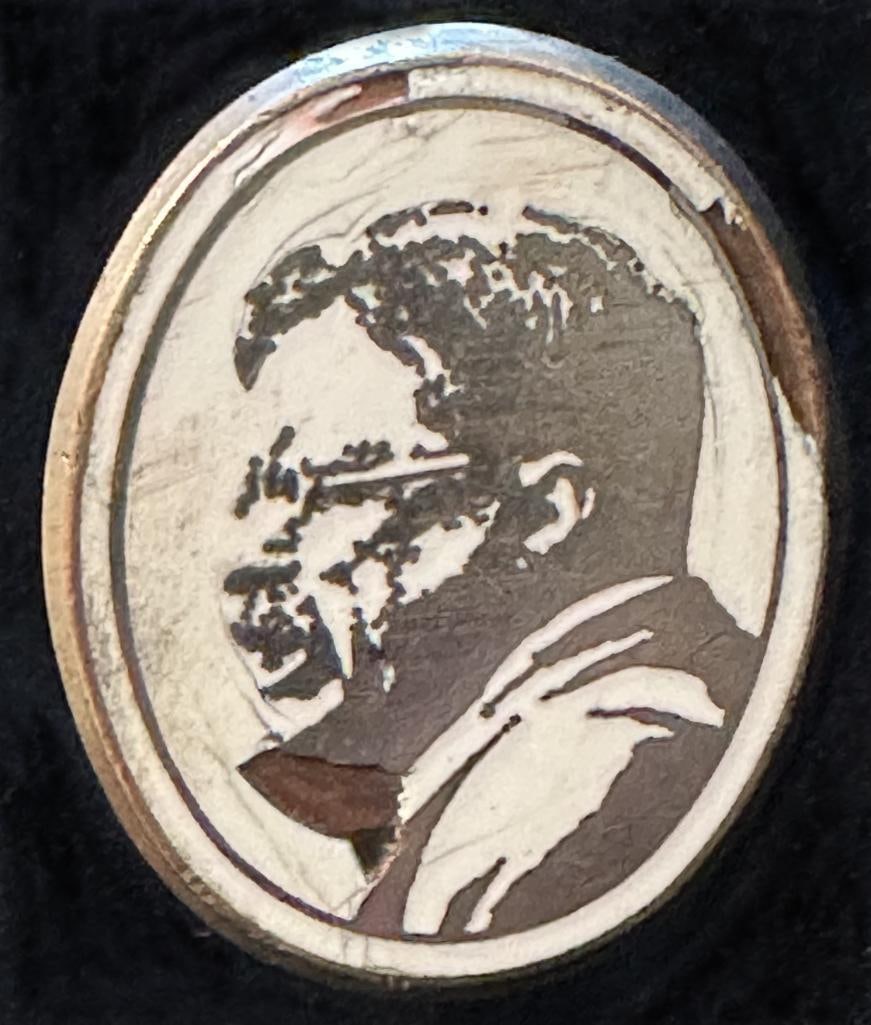 Marmon Roosevelt Radiator Emblem (1 of 2)