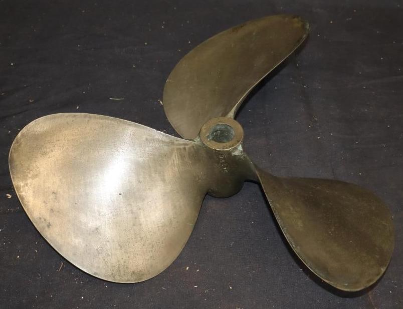 3-Blade Bronze Ni-Bral Inboard Boat Propeller With Cuffed Edge (1 of 4)