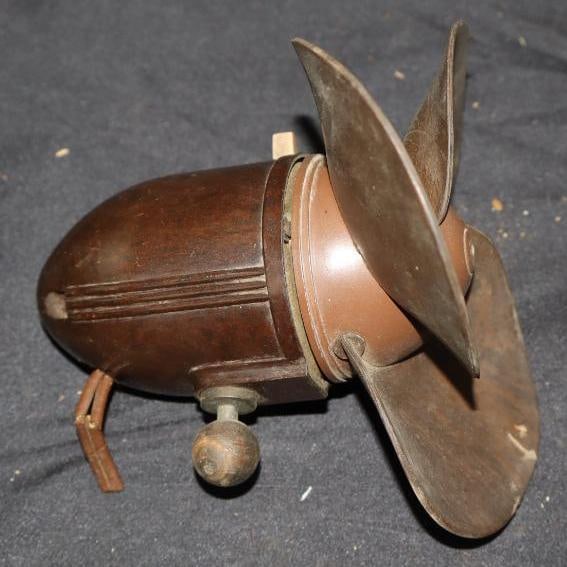 Automobile Accessory Bake Light Fan (1 of 3)