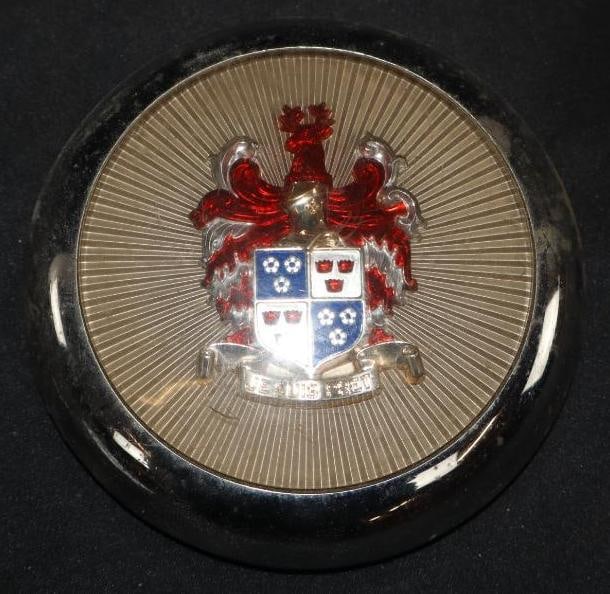 1940's Kaiser-Fraser Steering Wheel Horn Button (1 of 2)