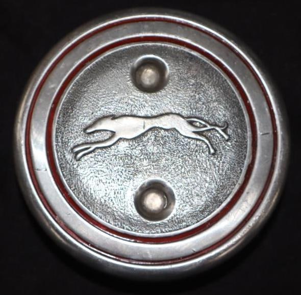 Willys-Overland Whippet Threaded Automobile Hubcap (1 of 2)
