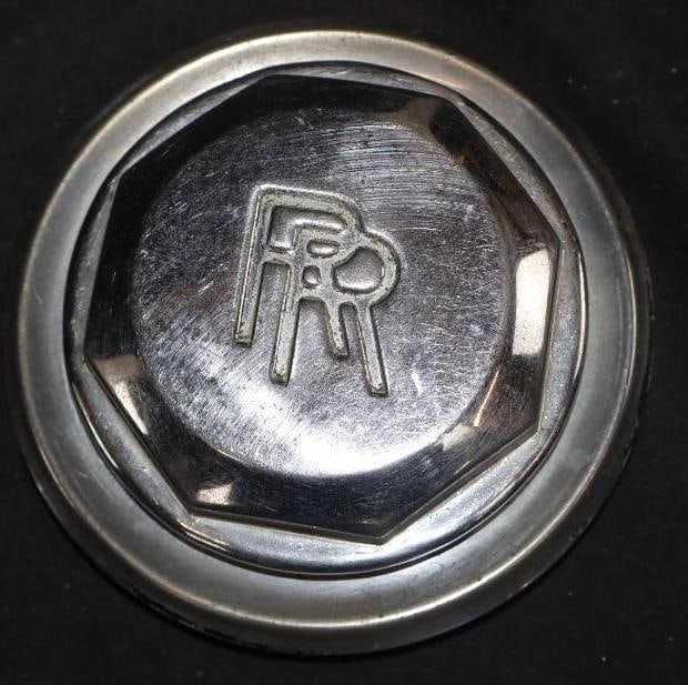 Rolls Royce Threaded Automobile Hubcap (1 of 2)